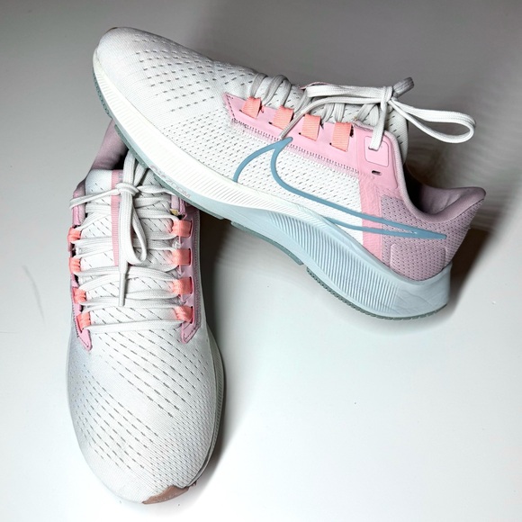 Nike Women’s Air Zoom Pegasus 38 Running sneakers white and pink Size- 9 - Picture 1 of 8